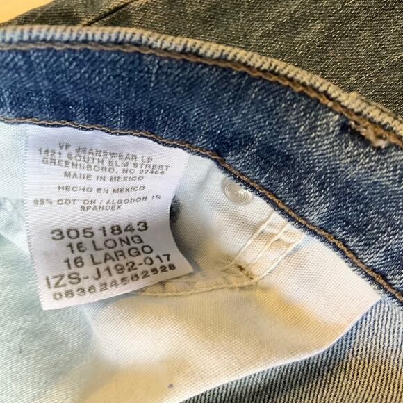 Lee Women Jeans size 16 Long Relaxed Straight Leg High Rise At The Waist Stretch - Picture 9 of 11